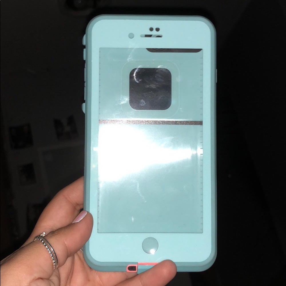 iPhone 7 Plus & 8 plus lifeproof case - wipeout